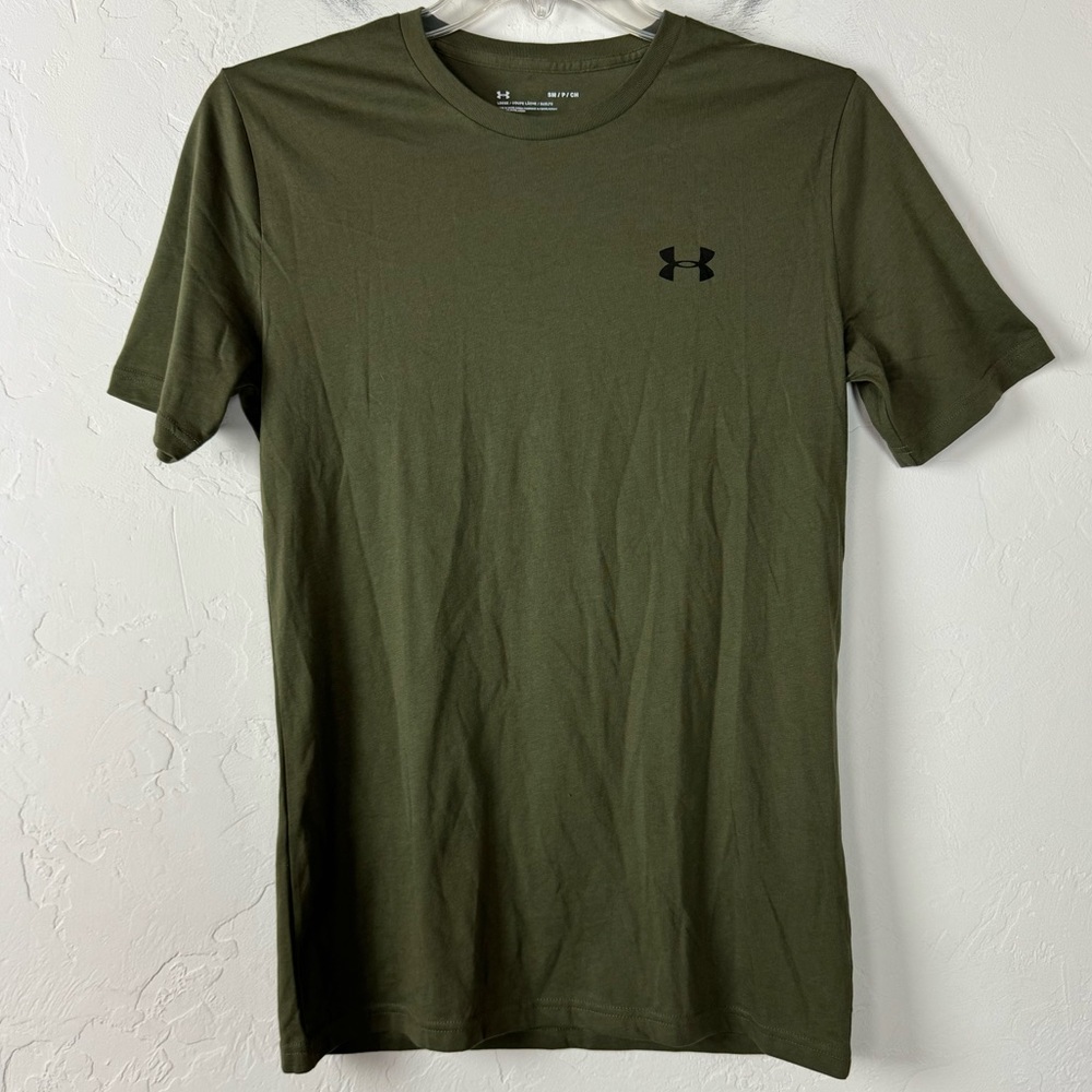 UA Under Armour Tee Shirt Top Left Chest Lockup Solid Dark Green Black Army Knit